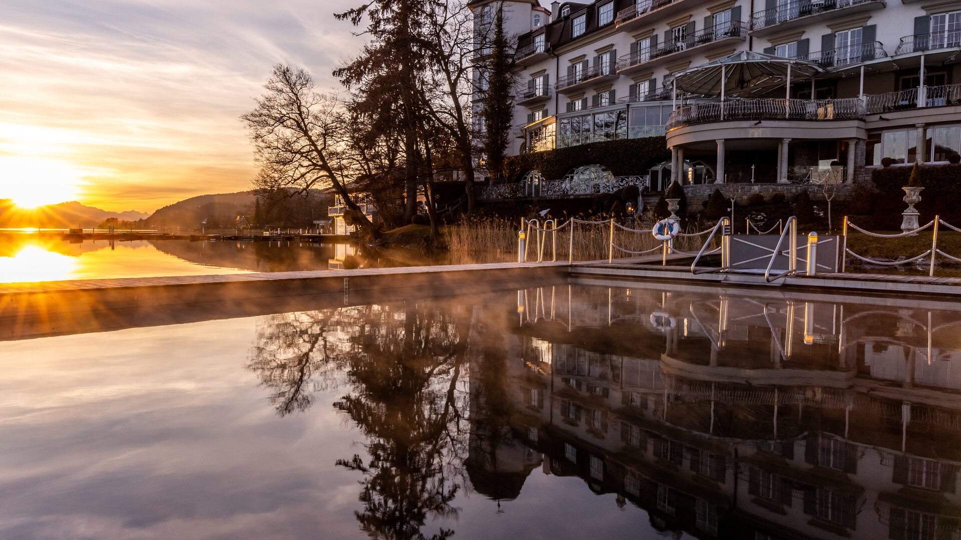 <p>Hotel Seefels mit beheiztem Außenpool.</p>